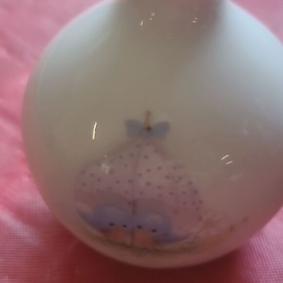 Vintage  Mini Bluebird Vase and Egg - Picture 2 of 12